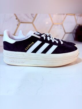 Adidas Gazelle Bold Platform Sneakers Black Suede Women’s Sz 7/EU 38 $120 Retail